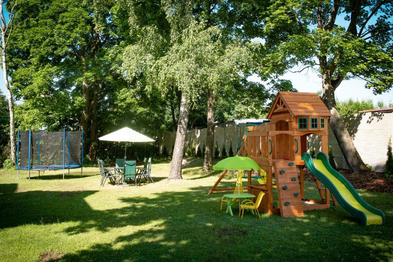 Villa Garden Apartments Poprád Kültér fotó
